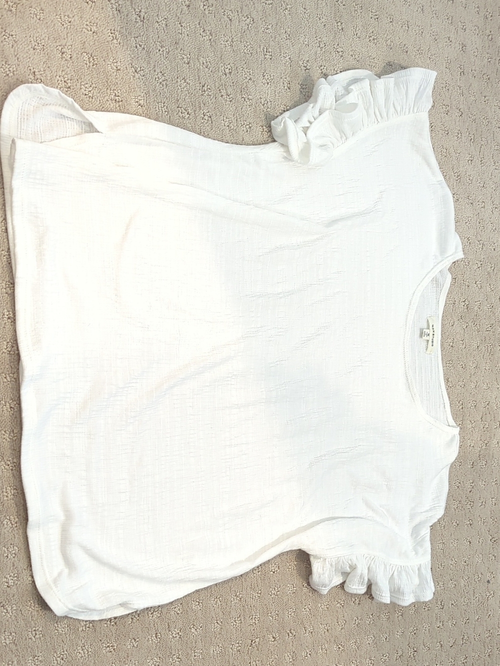 Women’s White Ruffle Sleeve Top